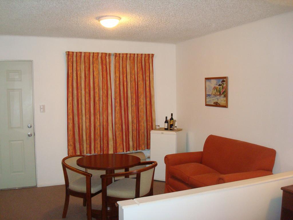 Family Inn San Rafael  Exterior photo